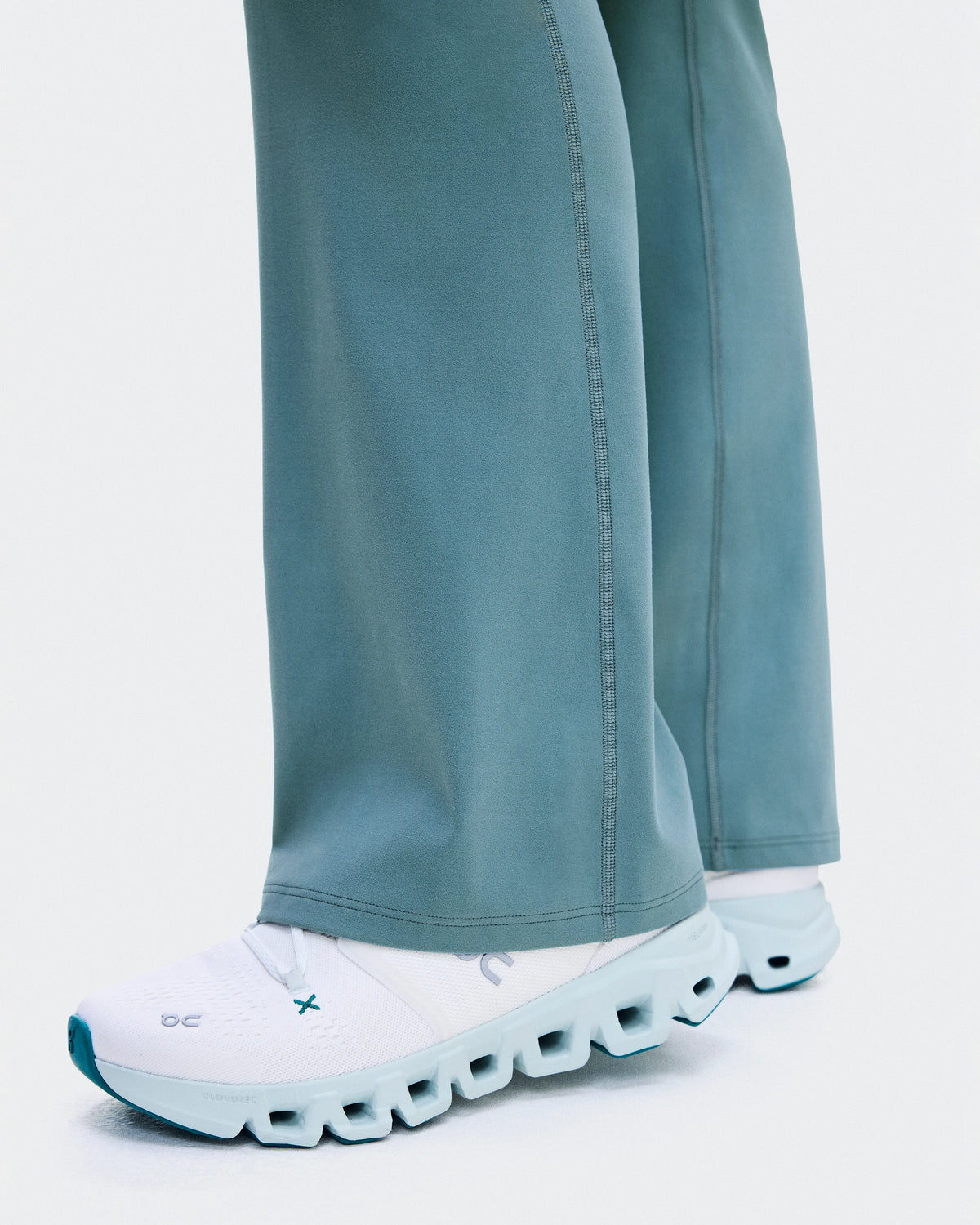 Studio Flared Pants 30"
