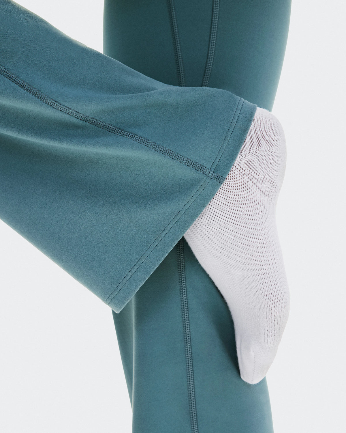 Studio Flared Pants 32"